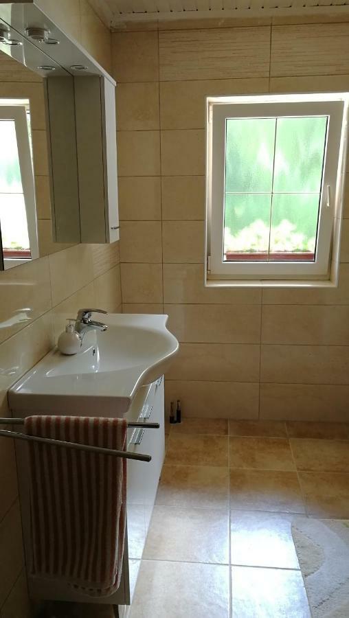 Celinka Rooms Raka Екстер'єр фото